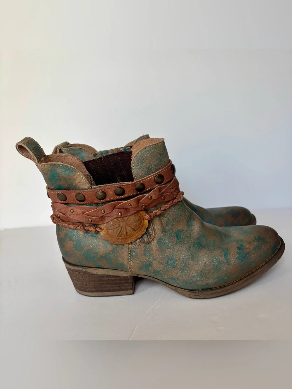 Corral Circle G Green Harness Studded boots 9.5 green cowboy western boho